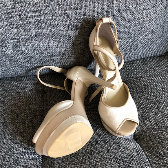 BCBGeneration 9B / 39 - Picture 4 of 8